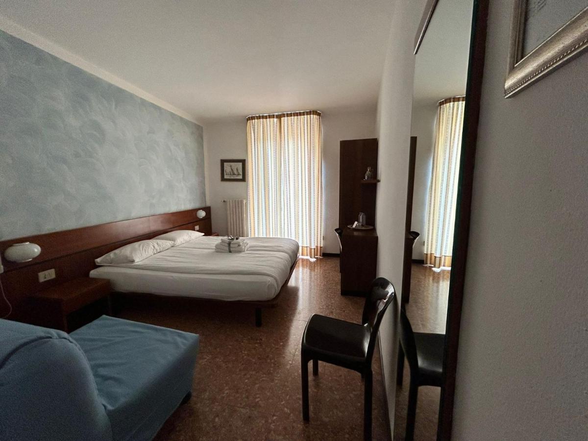 Albergo Da Pina Lazise Exterior photo